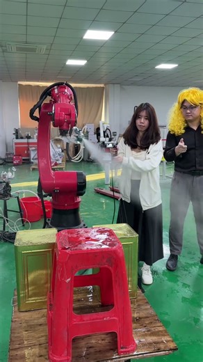 Programming-free spray robot. #spraying #industrialrobot #sixaxisrobot #robotics #automatic