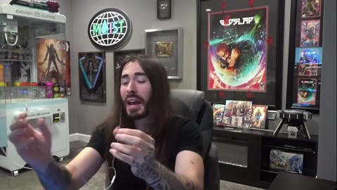 MoistCr1TiKaL FORCED to Drop Apex Legends Roster Due to US Immigration