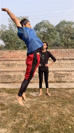 How to learn backhandspring in few seconds#backhandspring#stunt#tutoria #tutorial#shorts#flips