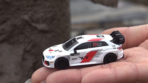 全国近 500 家影院同步「提车」！《飞驰人生3》x TURBO RACING 官方联名 1/76 超微模型遥控车！