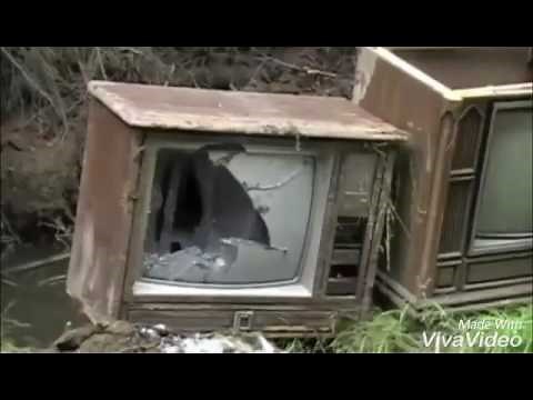 ブラウン管テレビ 破壊