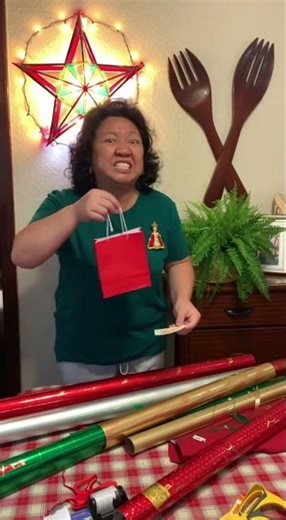 Tita vs. Secret Santa 🎁😂