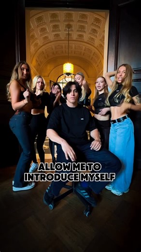 Danny D | Allow me to introduce myself…. @1win.models | Instagram