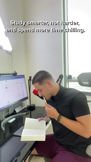 Smart students know how to study AND chill #studentlife #schoollife #perfectattendence #studyhacks #tiktokteacher