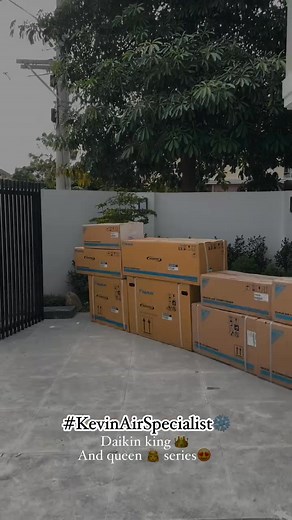 9.3K views · 31 reactions | Daikin King 老and Queen series 鉶installation mga ka aircon 略 Ikaw nalang hinihintay namin Now accepting AC installation bookings略❄️ pm na  #KevinAireSpecialist | Kevin Aire Specialist | Facebook