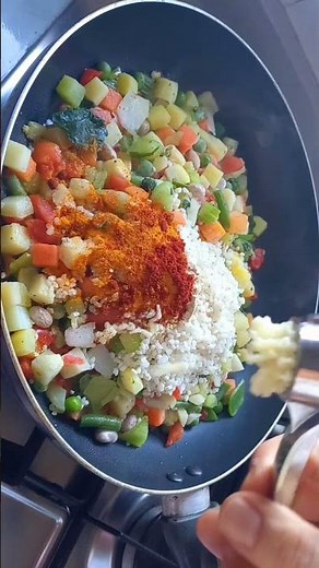 Cena facile e veloce con riso e verdure per minestrone