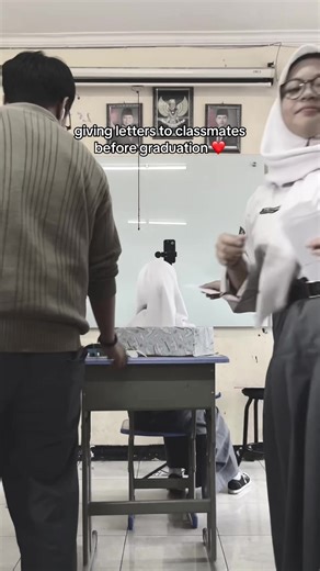 Heartwarming Graduation Letter Exchange