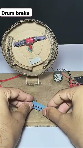 How drum brakes work in cars #dcmotor #tech #gear #project #newinvention