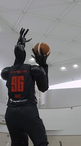 Longest basketball shot by a humanoid robot - 24.55 metres (80 ft 6.5 in) by CUE6 made by Toyota 🤖 | Guinness World Records