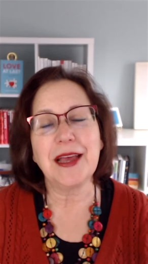 Send the first message on a dating app. At the end of a date, tell him you’d like to do it again sometime. This is called the green light and it makes it safe for him to make the next move. #datingafter50 #datingadviceforwomen #datingafter40 #datingcoachforwomen | Sandy Weiner