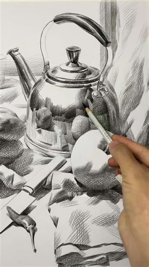 Academic Drawing Study on Instagram: "Still life drawing tutorial #tutorials #videoviral #artvideo #artvisual #atar #artacademy #artaccount #artdessin #dibujo #academyoffinearts #findform"