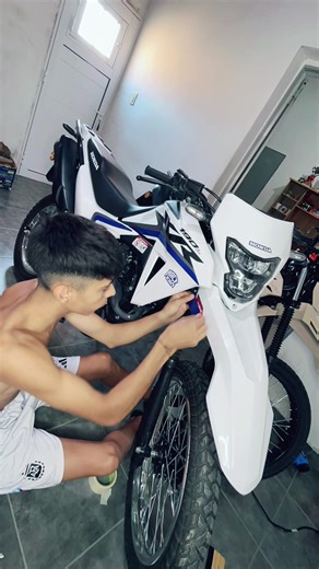 💪🏽🔥#calcos #xrp #honda #xr190 #plott