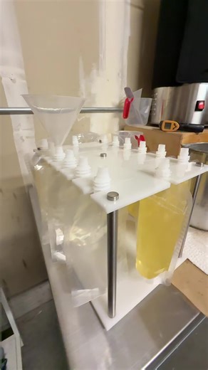 Small update on my squeezy Wax station! This squeeze wax melt stand hold 14 bags! I can fill up the bags hands-free so I can film or mixed fragrance. Let me know if you guys want one and I will put you on the list. I think we’re going to make a certain amount of them.