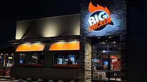 Shaq's Big Chicken opening in Fayetteville soon