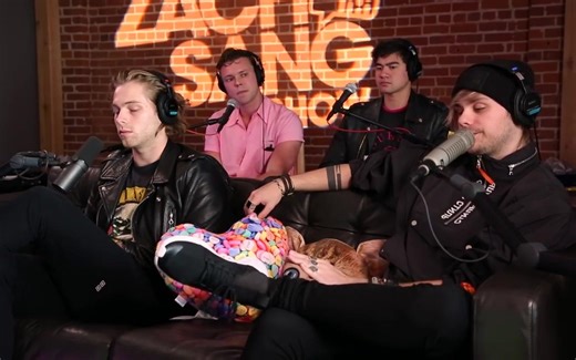 [5SOS]五秒谈论关于Want You Back、新曲风、One Direction