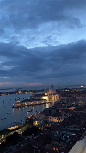 Discover Venice's Stunning Aerial Views