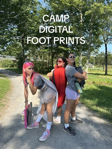 For better and for worse I’ve got all angles covered don’t worry guys! Subscribe to my YouTube channel 🤪 link in my bio #summercamp #campcounsellor #campfriends #digitalfootprint #summercampreality