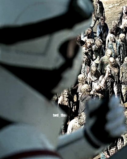 The Climbing Walker Encounter in The Walking Dead S11