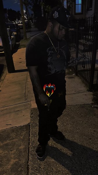 AlbertGC (@albertgc70)’s videos with El Mismo - JS Producer & Luis Brown