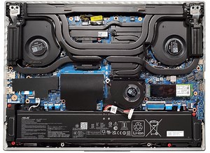 Comment ouvrir le ASUS ROG Strix SCAR 16 G634 (2024) - démontage et options de mise à niveau
