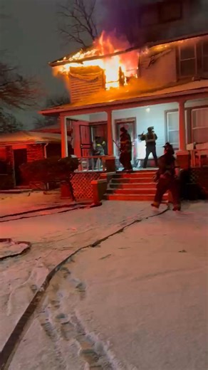 Dolton House Fire 14700 Woodlawn This is video from an Uber driver who stopped to call 911 and banged on the doors Dog just rescued 200 | Firedog Media