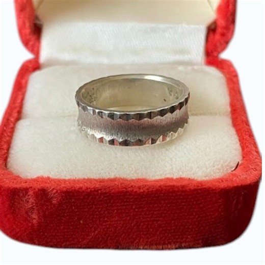 Vintage Sterling Silver Diamond Cut Wide Band Ring Signed K Size 5.5 - Etsy