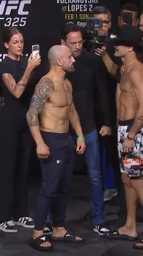 UFC Canada on Instagram: "Run it back for the featherweight strap! 🤬 #UFC325 🏆🇦🇺 @AlexVolkanovski vs @DiegoLopesMMA 🇧🇷🇲🇽 [ LIVE on PPV | TOMORROW | Main 9pmET ]"