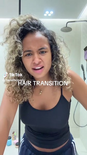 Transform Your Curly Hair: Stunning Transitions