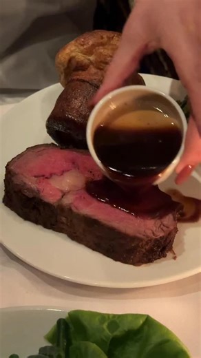 34K views · 4.3K reactions | Let’s join Jacob of @pdxfoodfinds to check out some of the oldest running restaurants in Portland. These classic restaurants have stood the test of time, and are a major part of Portland’s food history. Let’s give these OG restaurants some major love! @ringsidesteakhouse @huberscafe @oysterbarpdx #portland #portlandoregon #travelportland #pdxeats #pdxfoodfinds #oldestrestaurant | Travel Portland | Facebook