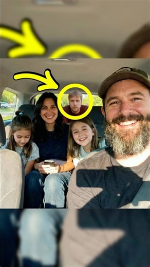 Family Took A Photo In Their Car #story