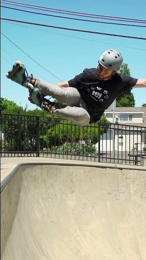 Livin' that bowl life! | Aggressive Inline Skating