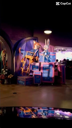 🔥 This Zootopia Ride Is NEXT LEVEL… DISNEY Best Ride Ever?! ❤️🦊🎢 Zootopia Hot Pursuit #disney