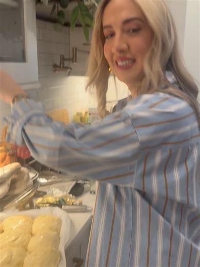 Martha Munizzi on Reels