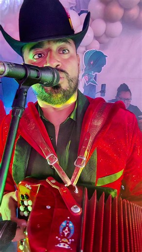 Ayayay chiquitita 🤠🎶🪗#leyendadelnorte #LDN #leyendalive #lalosalas #leyenda