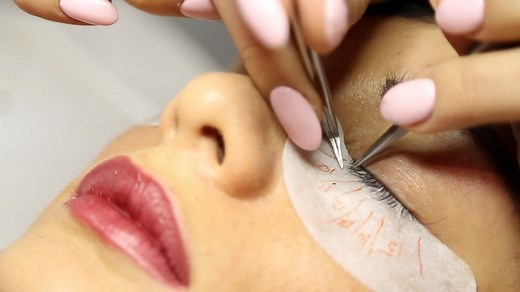 How false eyelashes become a must-have, everyday accessory and a booming market