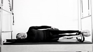 PILATES SEQUENCE 4 ADDUCTORS WITH THE MAGIC CIRCLE | ATELIER PILATES
