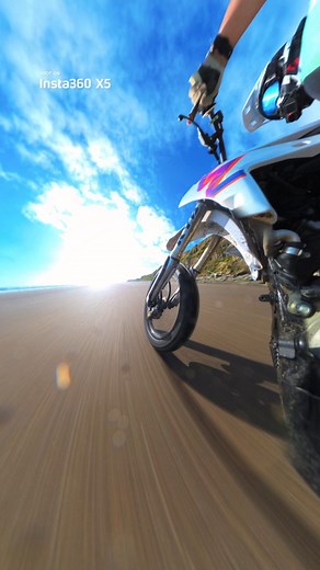 new POV unlocked 😁 📸 shot on the Satin White @insta360 X5 with backpack mount check the link in my bio and grab one for yourself 🔥 📸 use code: STR1KE at checkout for a free motorcycle kit ❤️🔥 @insta360 @insta360motorcycling - - #dirtbike #yz450f #insta360 #insta360x5 #insta360motorcycle #trailride #beach #enduro #insta360setup #wheelie | STR1KEStudioz