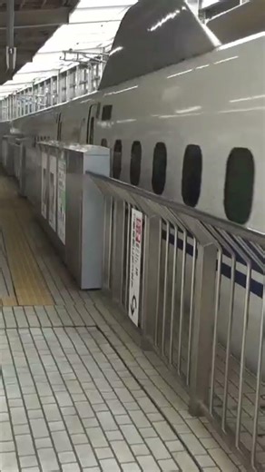 東海道新幹線のぞみ京都駅発車 #shorts #東海道新幹線 #新幹線 #のぞみ #京都駅