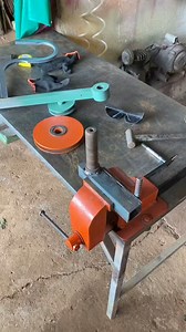 1.4M views · 10K reactions | Amazing thinking from a fringe welder. #Amazing #welder #welding #creative | Edge Welder | Facebook