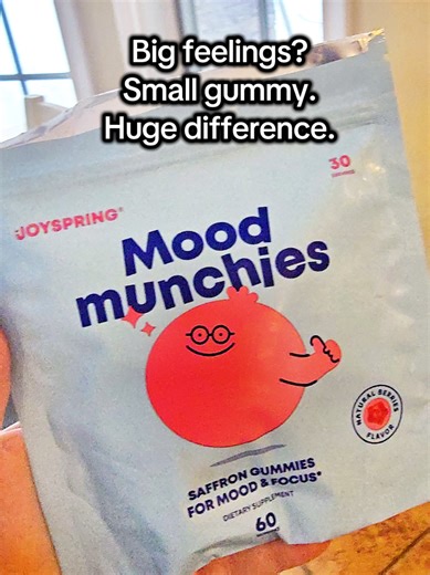 These saffron gummies for kids support mood and focus using passion flower, saffron extract, and GABA — without sugar crashes. Chewy, berry-flavored, and parent-approved. Emotional support made simple. @JoySpring #CalmKids #ParentLife #HolisticParenting #KidsSupplements #EmotionalSupport