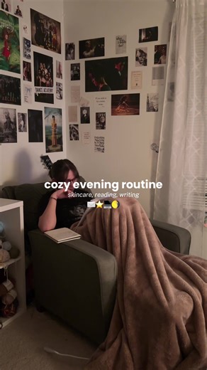 I forgot to post this like a week ago 😭 #writer #eveningvlog #reader #eveningroutine #writing @CeraVe @MIDHA @Rare Beauty @Clinique @Cetaphil US
