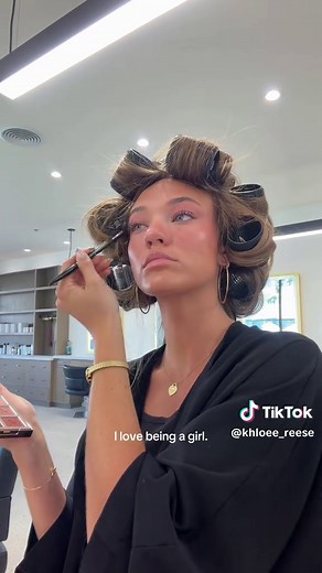 Get Ready With Me: Easy Fun Girl Makeup Routine