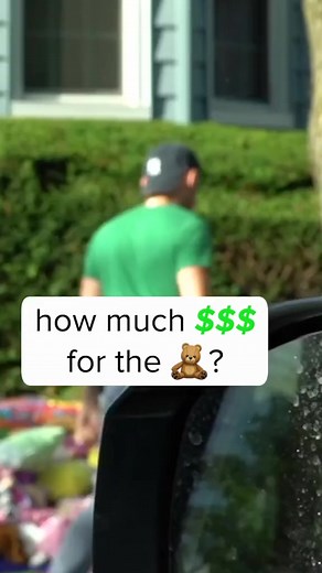 1.4M views · 10K reactions | stuffed animals for that fliplife | Gary Vaynerchuk | Facebook