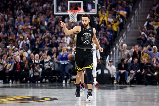 Steph Curry breaks down one of his insane shots which even left his coach bewildered: “There’s a level of obsession about the details”