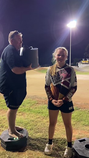 Both the girls Ice bucket challenge videos. #usc #uscicebucketchallenge @Gabbi