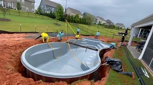 Installation of a fiberglass pool. 🏊🏻 #civilengineering #theconstructor #construction #civil #engineering #civilengineeringworld #civilengineer #engineer #engineers #building #civilconstruction #constructionlife #engineeringlife #constructionworker | The Constructor - Civil Engineering Home
