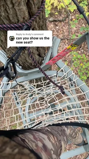 Replying to @Andy this is the new seat for my summit climber, Im so glad someone told me about it ! #hunting #summit #treestands