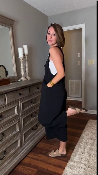 Cueply Women's Overalls Jumpsuits Casual Loose Adjustable Straps Wide Leg Long Pant with Pockets