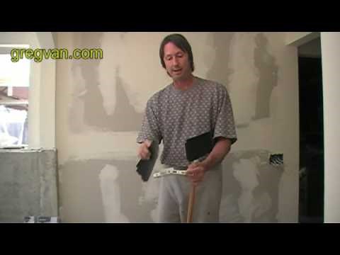 Sanding Drywall before Applying the Wall Texture Finish - Home Building and Remodeling Advice