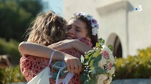 16K views · 27 reactions |  Noces rouges, la nouvelle série policière débarque sur France 3 ce soir en première partie  Au cœur des paysages magnifiques de la région Sud  cette saga familiale mêlée à une intrigue policière réunit un casting alléchant ... Alexia Barlier Officiel Cristiana Réali Stephane Freiss 13 Productions @Made in Marseille Une série de Marwenn Abdallah | France 3 Provence-Alpes | Facebook